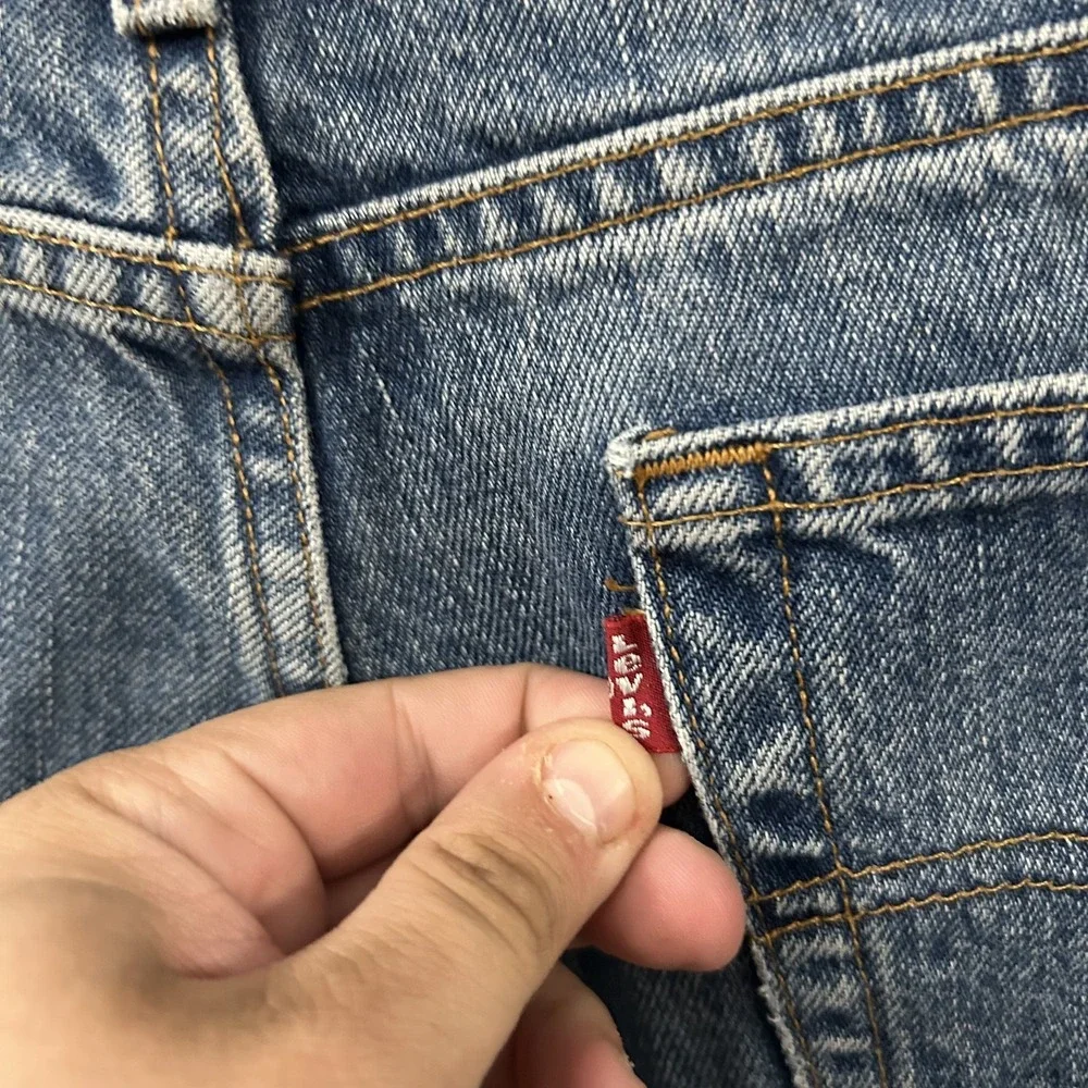 Vintage Levis Jeans Mens 33x32 Blue Denim 512 Slim Fit Tapered Leg Medium Wash